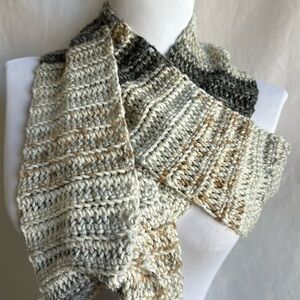 Soft cream/tan/gray/black knit scarf